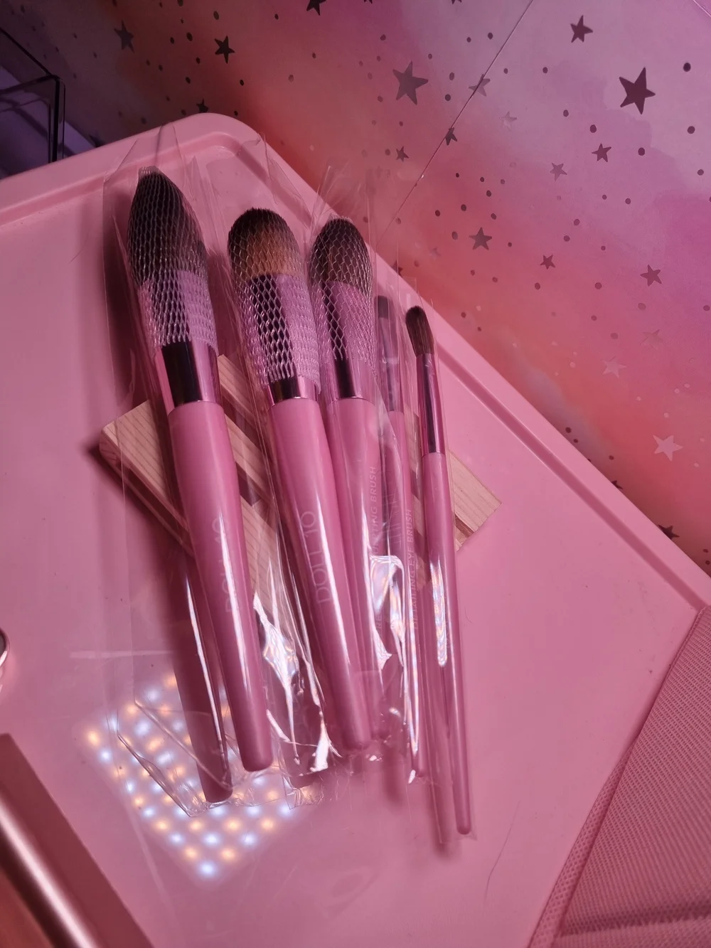 Pink Makeup Brush Set with Travel Case - Professional Women’s Brush Kit